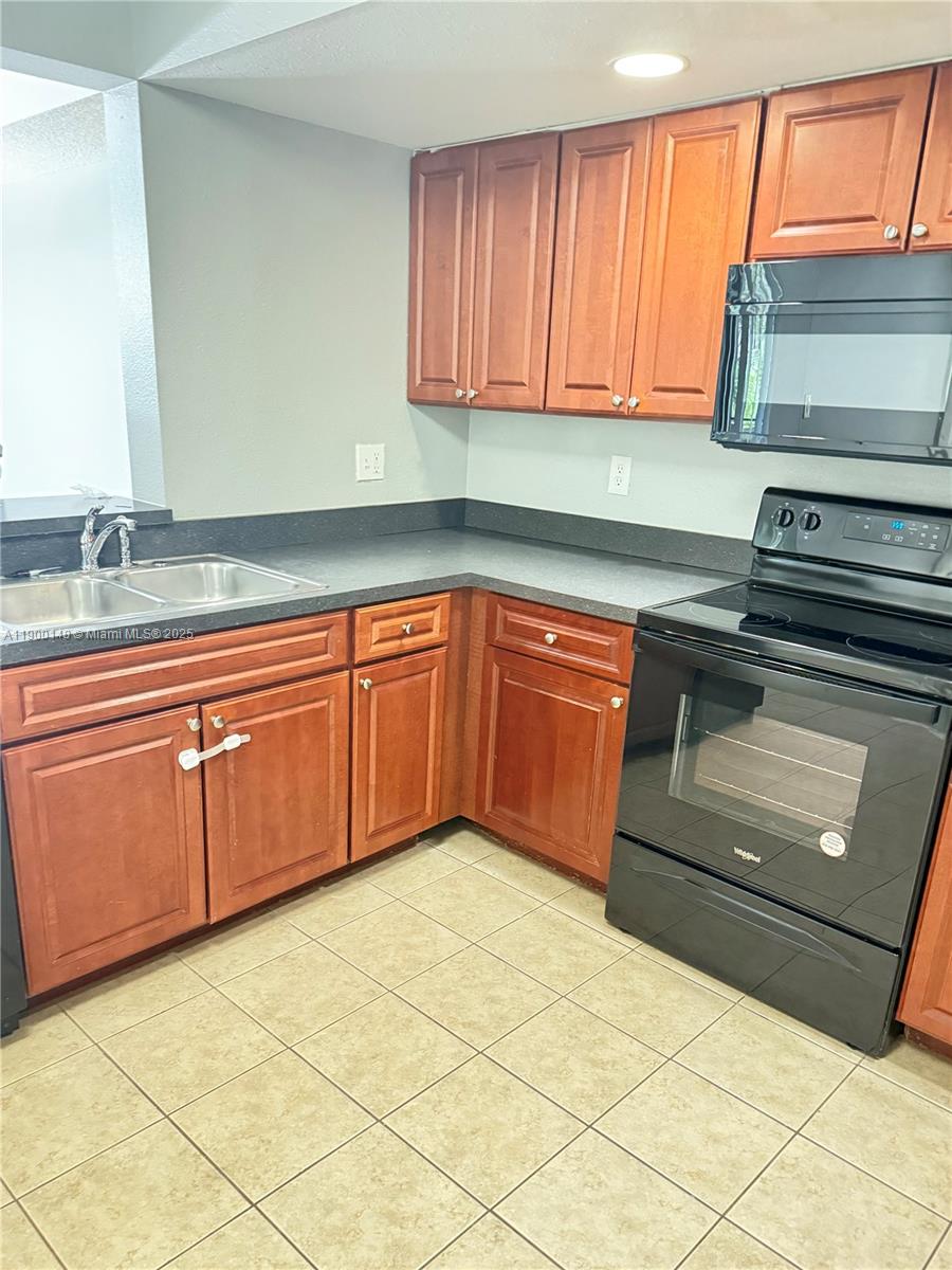 GRAND MARQUIS CONDO HOMES - Residential Lease