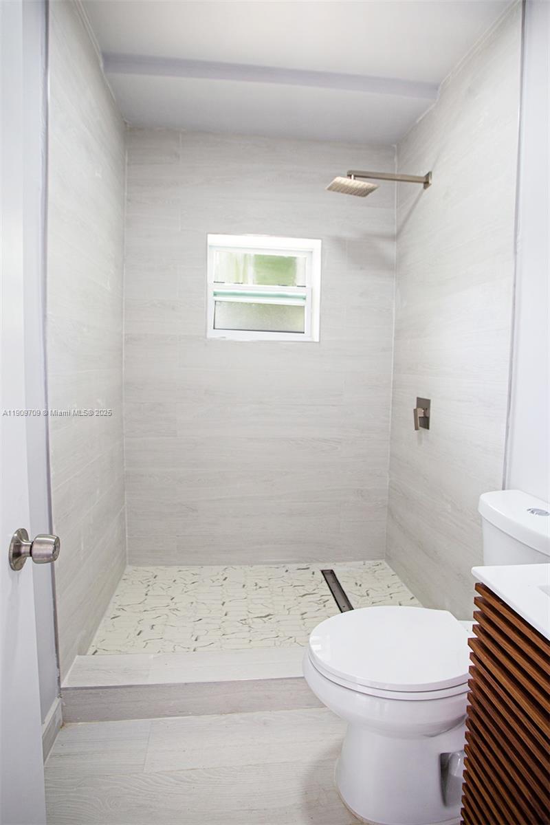 SUNSHINE PARK - Residential Lease