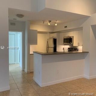 EL-AD RESIDENCES AT MIRAM - Residential Lease