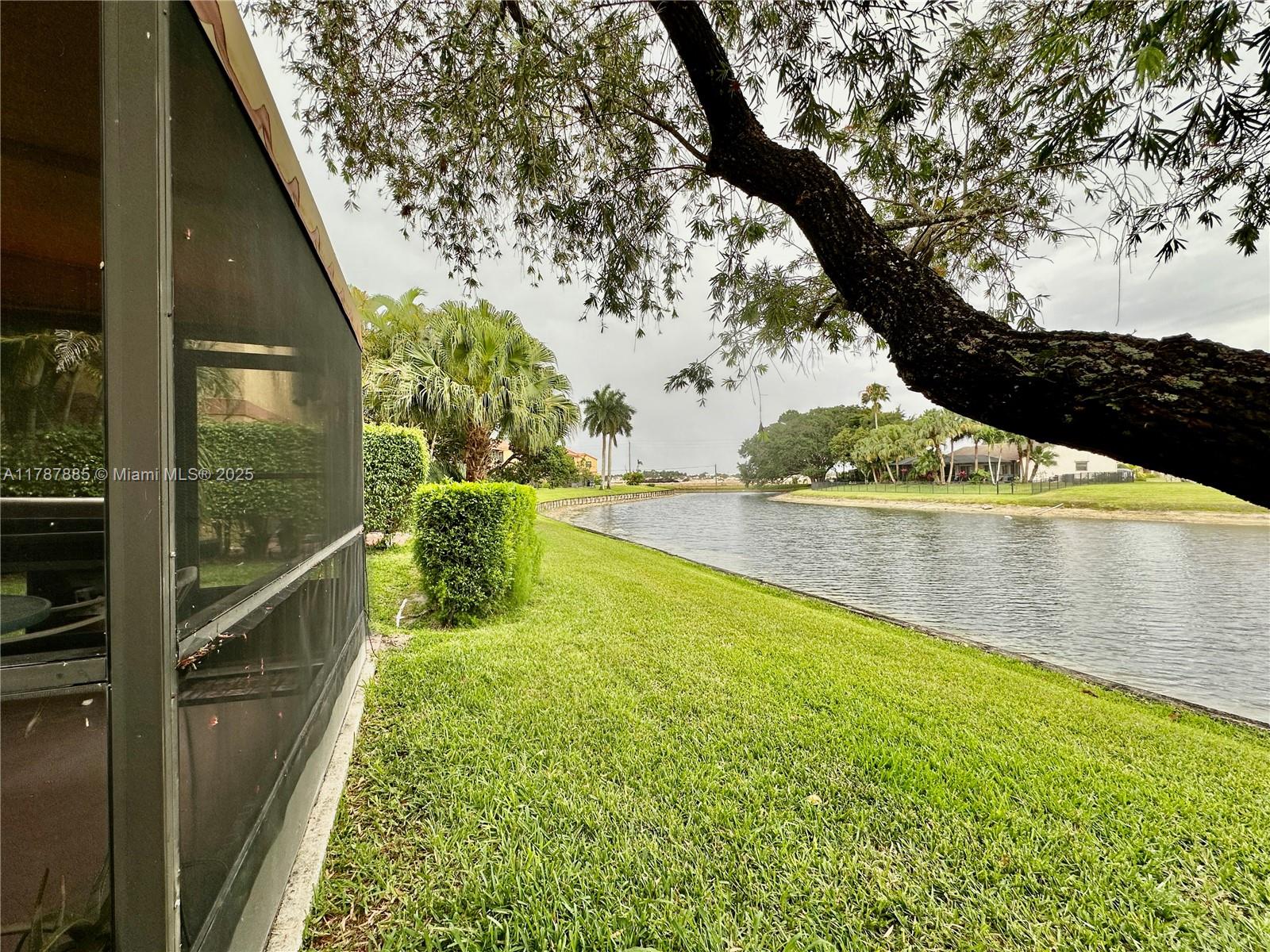 BOCA FONTANA TR E - Residential