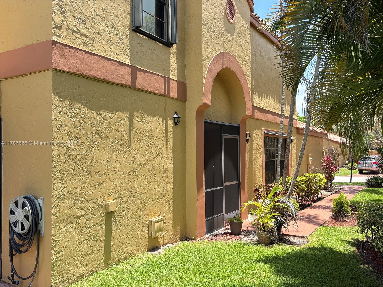 BOCA FONTANA TR E - Residential