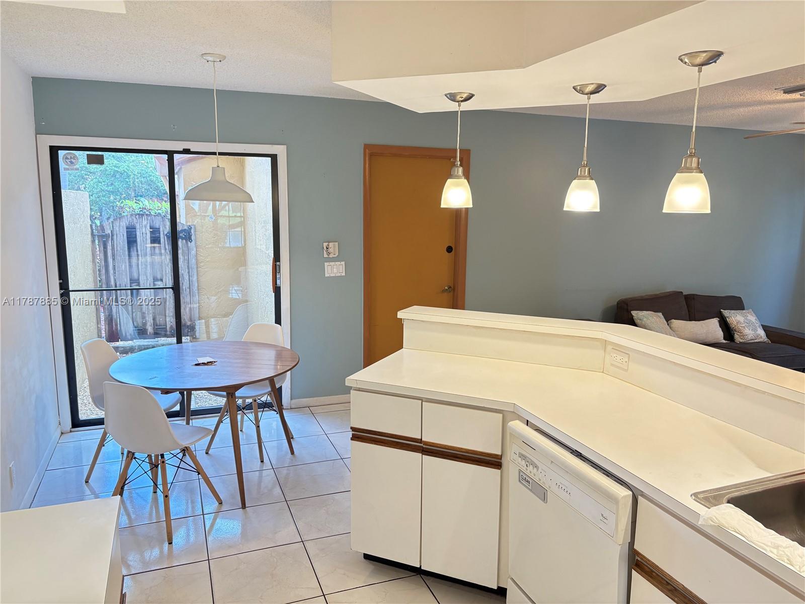 BOCA FONTANA TR E - Residential