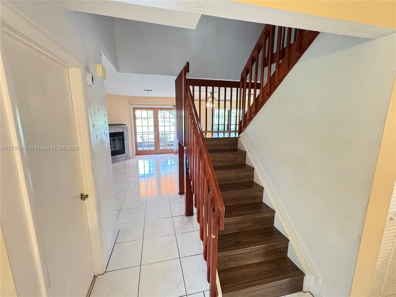 BOCA FONTANA TR E - Residential