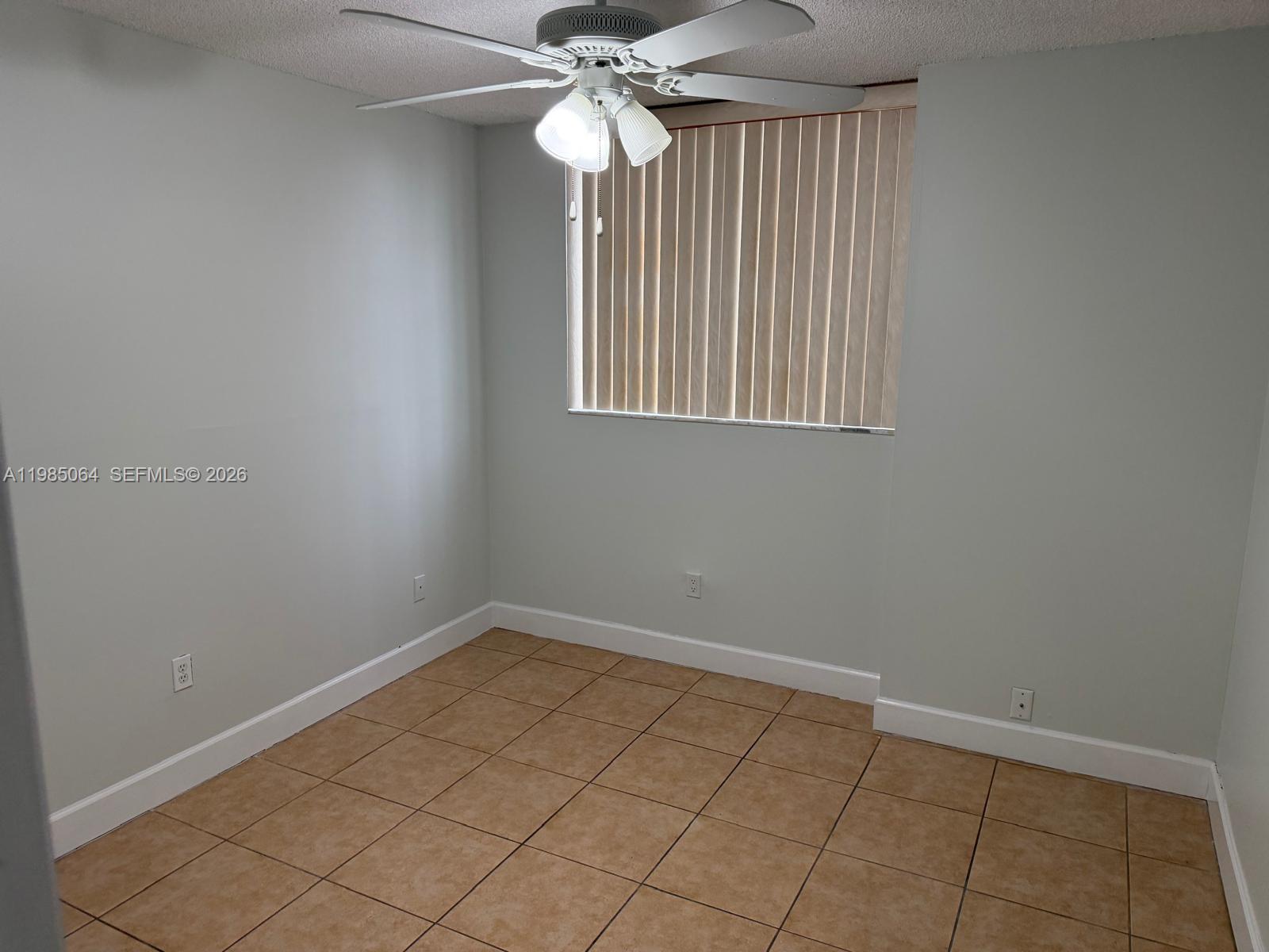 THE GARDENS OF KENDALL CO - Residential Lease