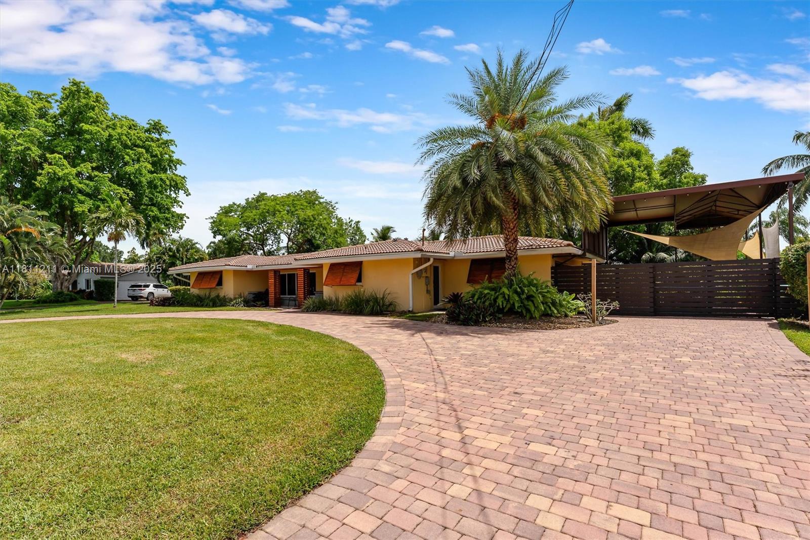 PLANTATION GOLF ESTATES 1 - Residential