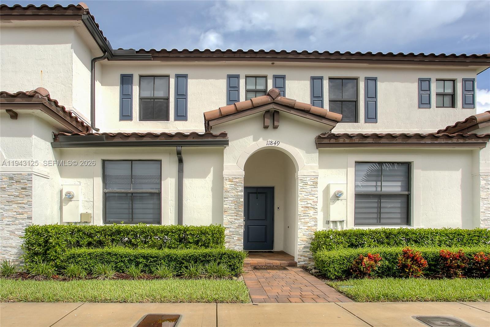 SILVER PALM RESIDENTIAL H - Residential