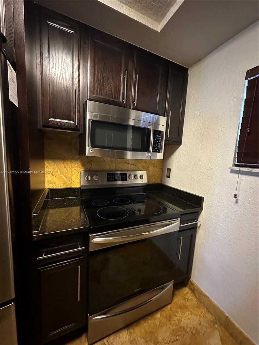 GROVE GARDENS CONDO - Residential