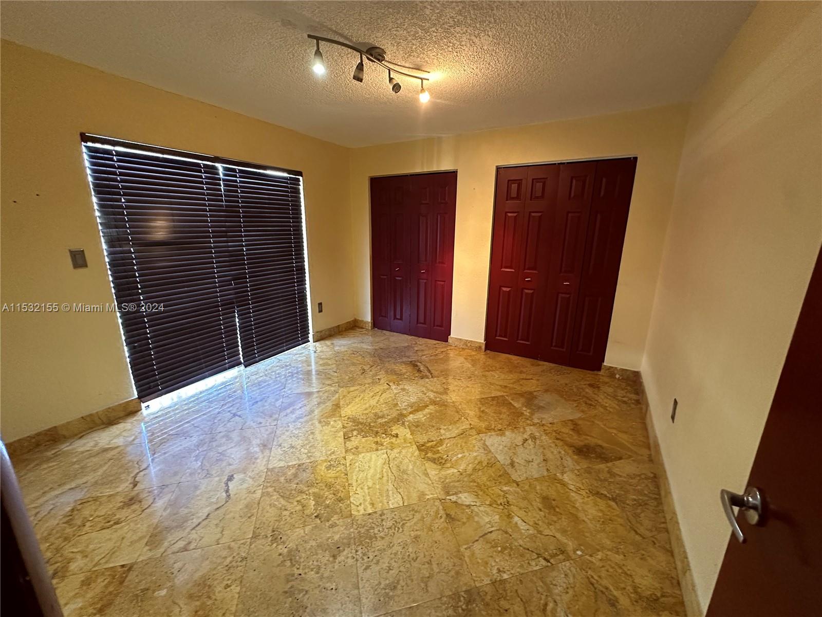 GROVE GARDENS CONDO - Residential