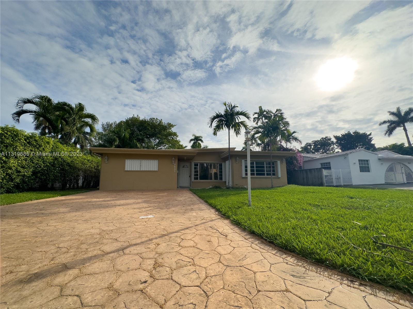 NORTH BAY ISLAND - Residential Lease