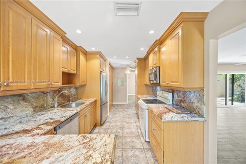 2717 N Carambola Cir N 17101 Coconut Creek FL 33066