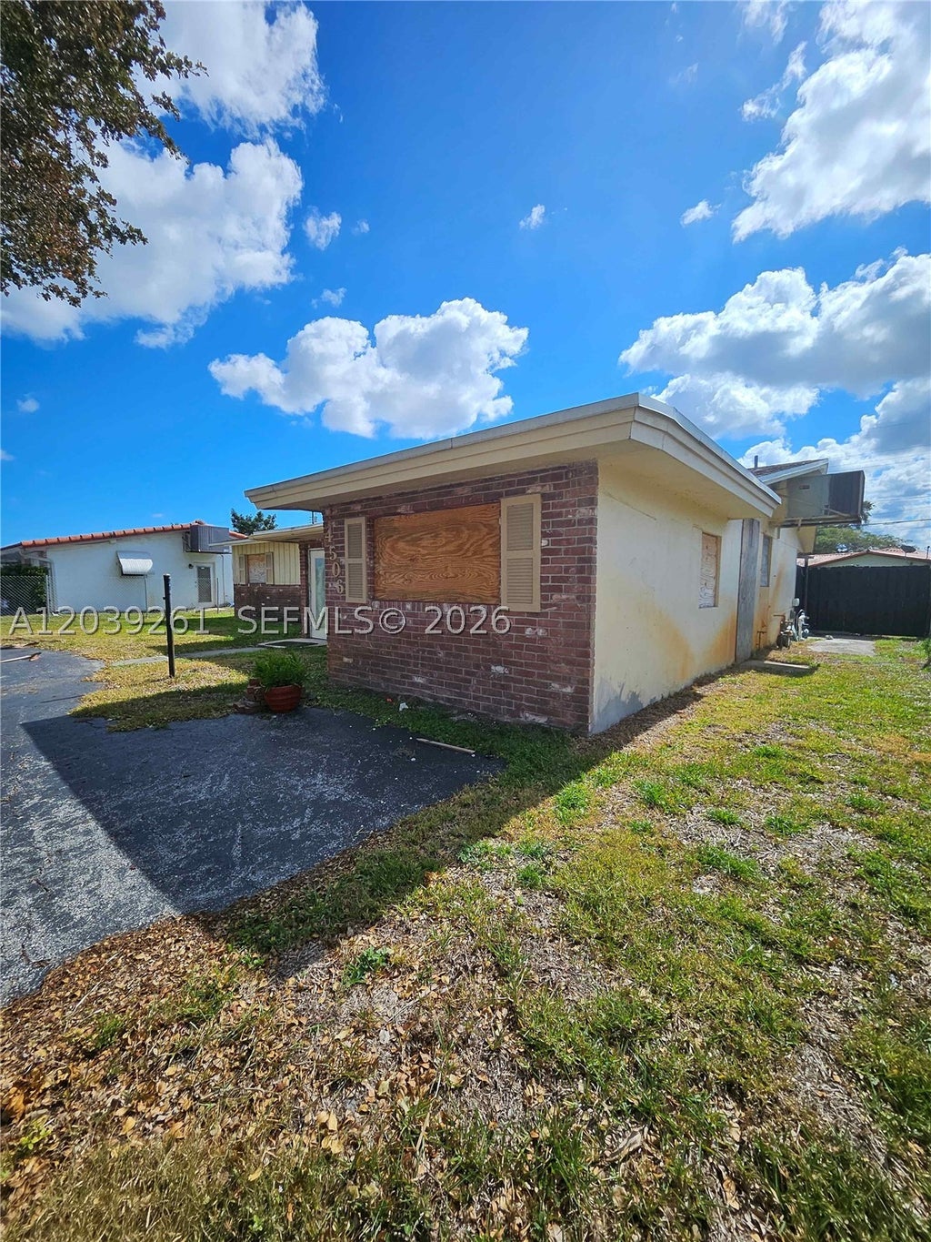 Photo of 4506 Taft St, Hollywood, FL 33021 (MLS # A12039261)