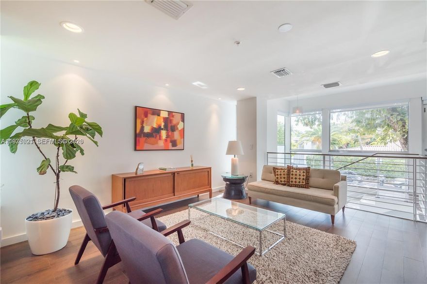 Luxurious, turn-key 3-story modern townhouse, high ceiling, lots of light, generous closet space, in unit washer/dryer, 2 bed 2 bath plus glass enclosed 3rd level additional room perfect for a home office. Unit includes multiple balconies, plus a private roof top terrace, perfect for dining and relaxing. 2 private tandem covered parking spaces with gated entry comes with the unit.