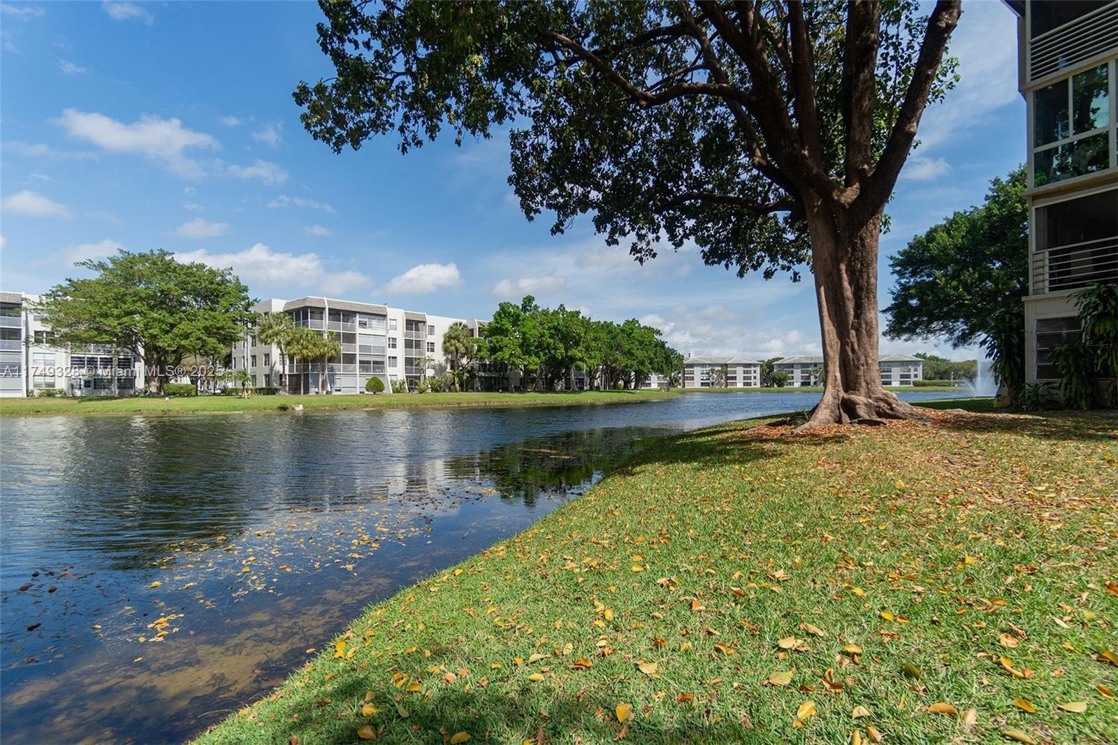 POINCIANA 10 PINE ISLAND - Residential