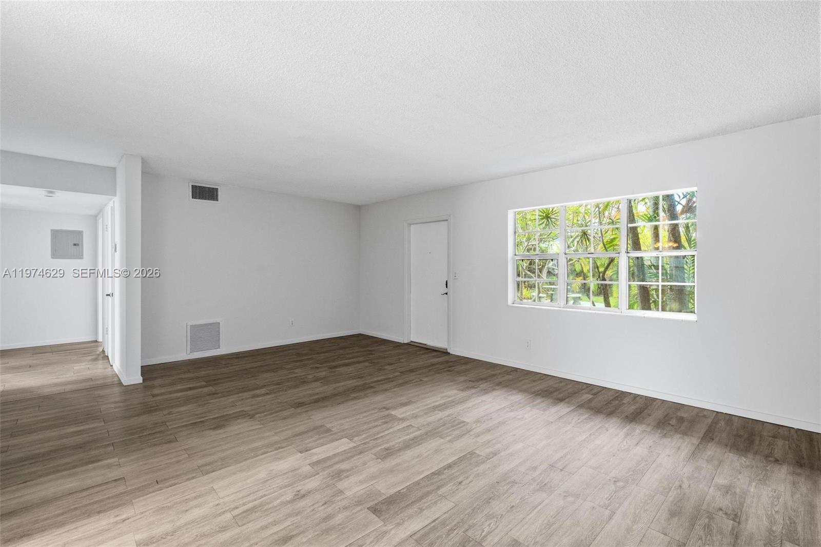 CROISSANT PARK DIXIE CUT- - Residential Lease