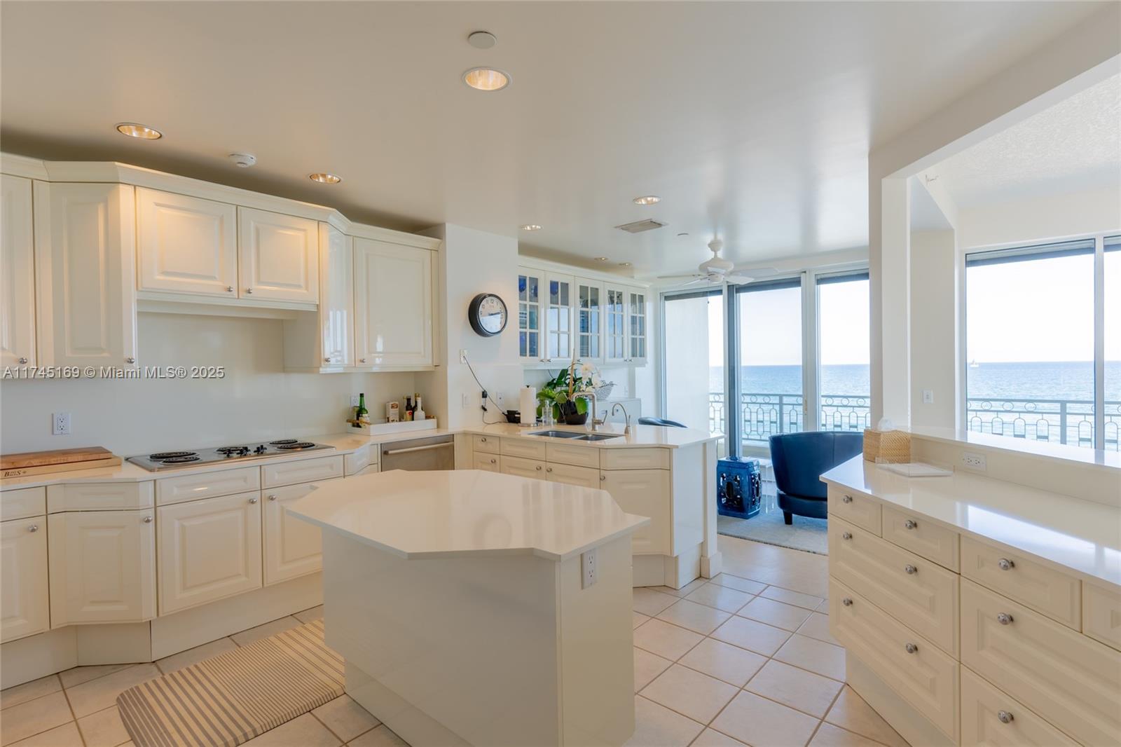 CLARIDGE JUPITER ISLAND C - Residential