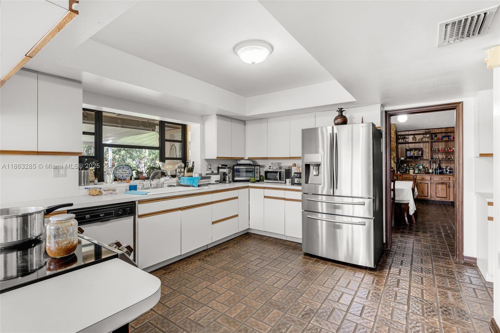 Redland HOME - Residential Lease