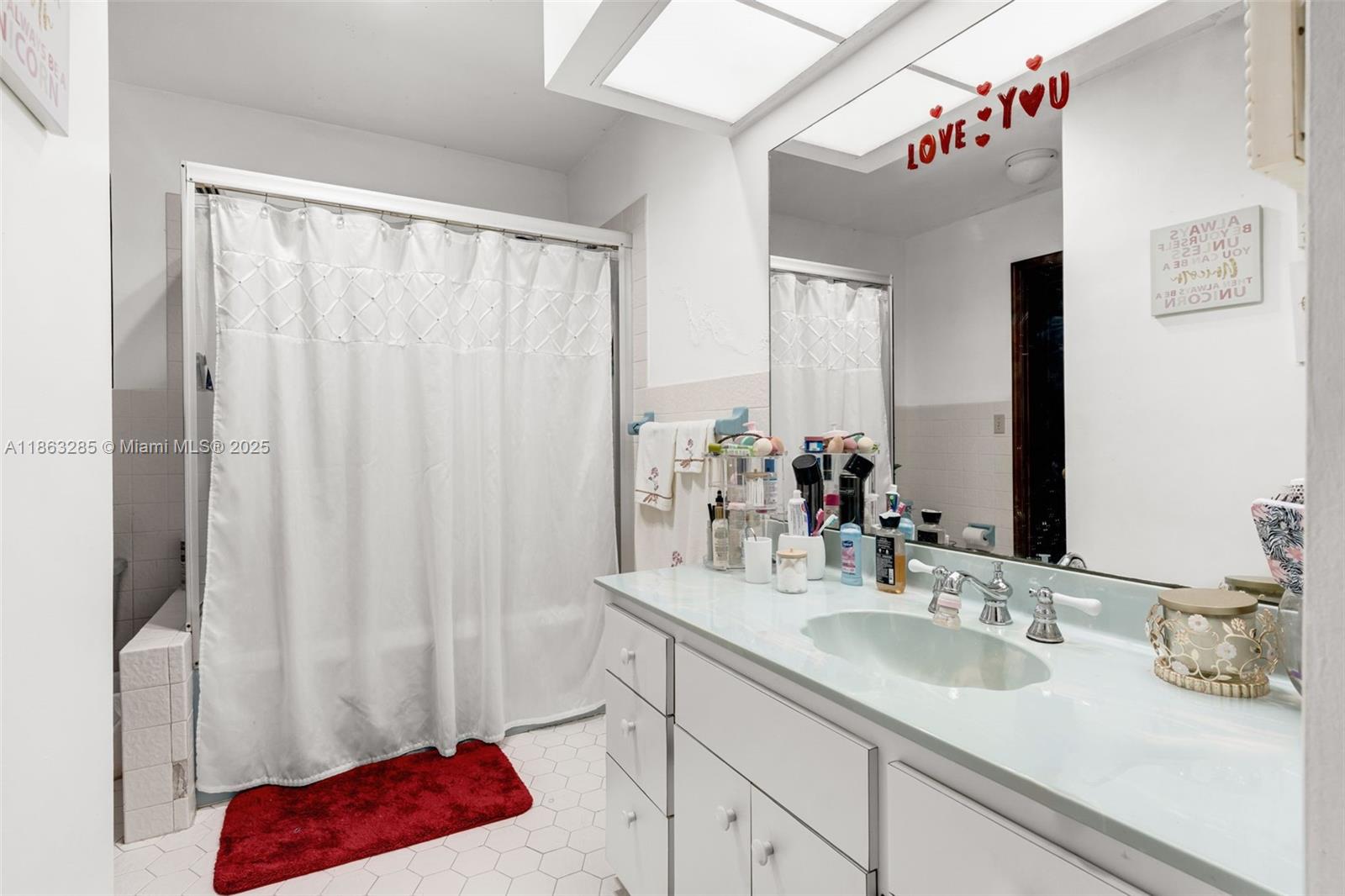 Redland HOME - Residential Lease