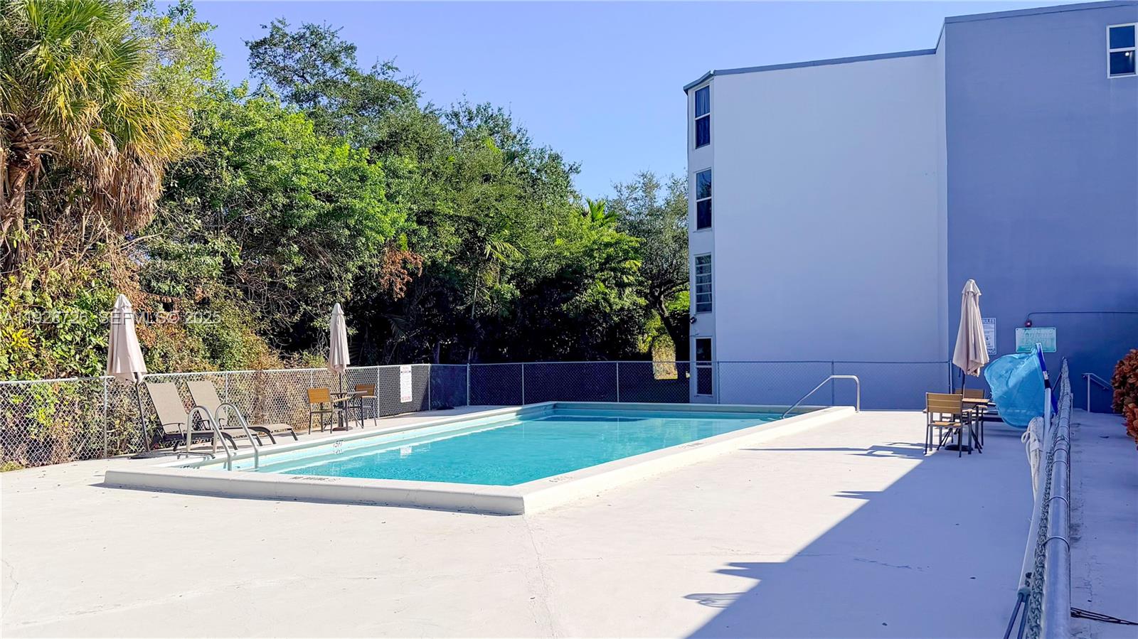 1101 NE 191st St H108