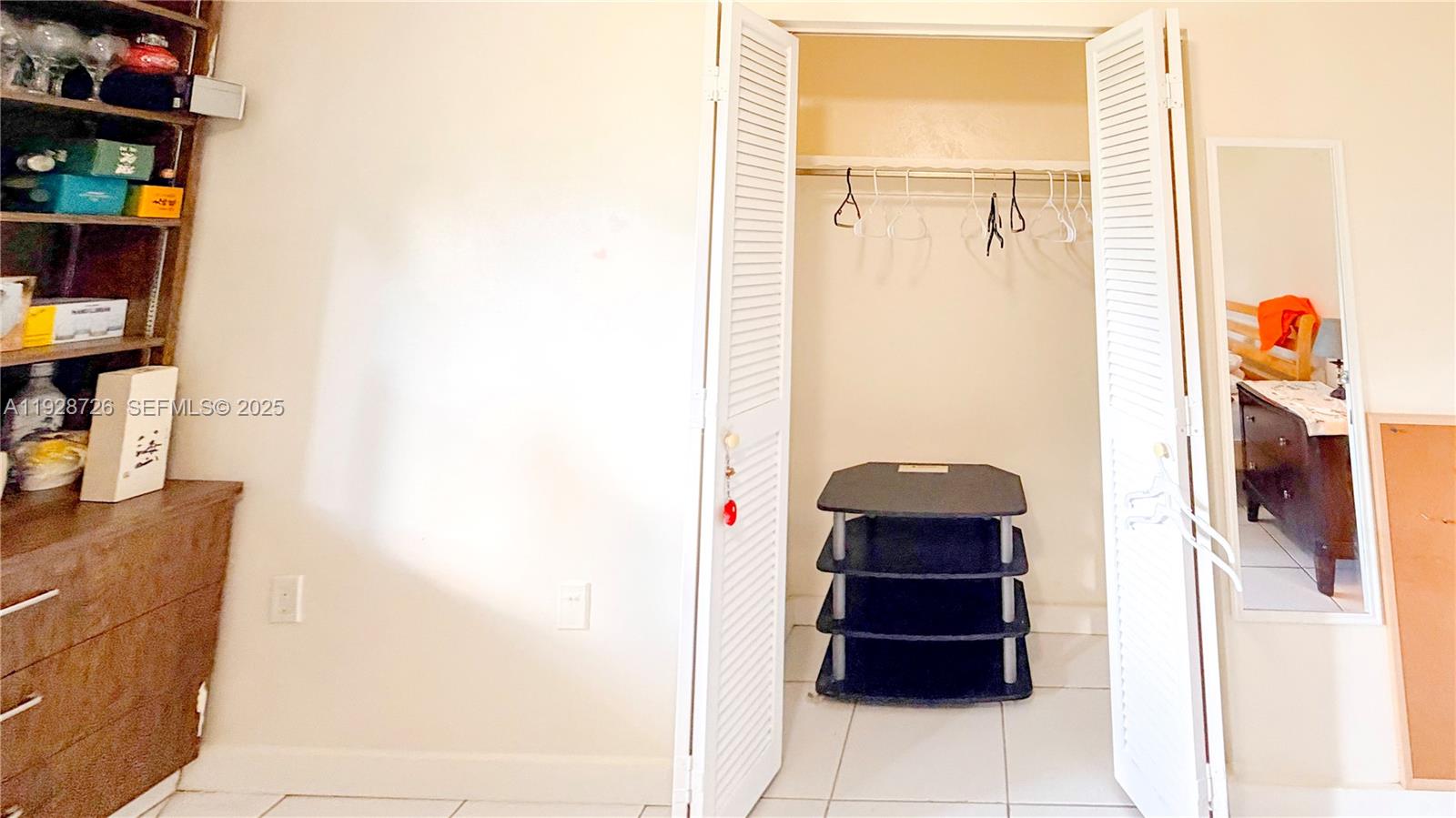 ROLLING GREEN CONDO H - Residential