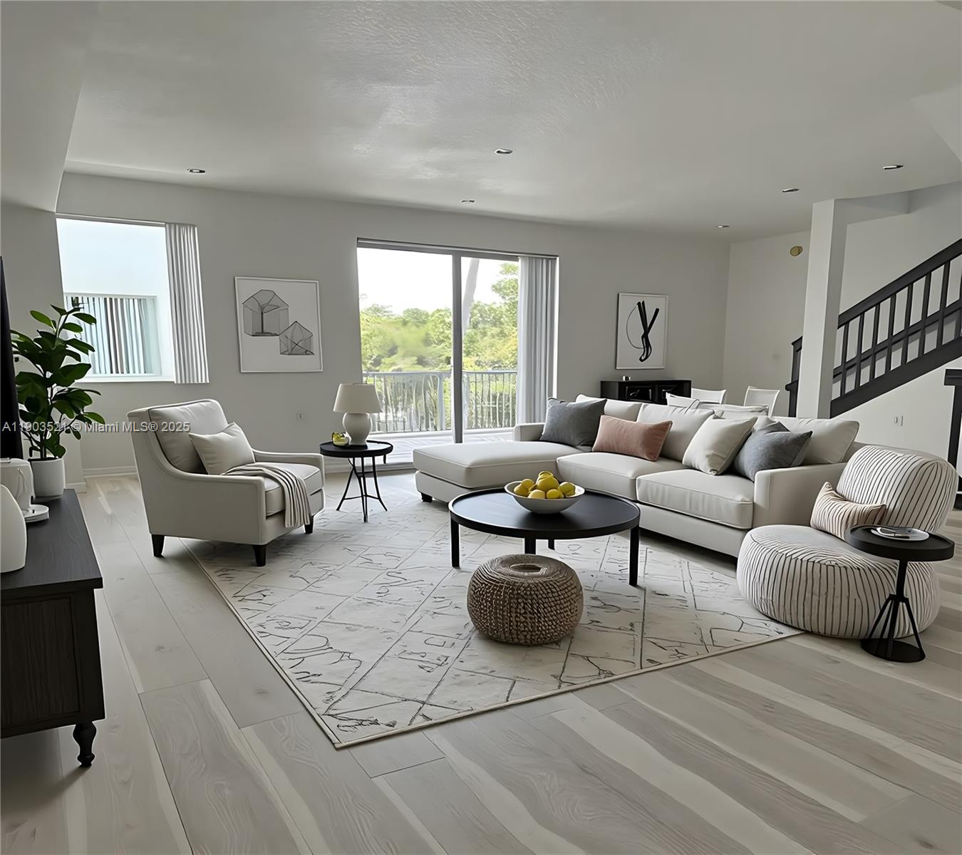 View photos, virtual tours, details... 2142 Van Buren St 501