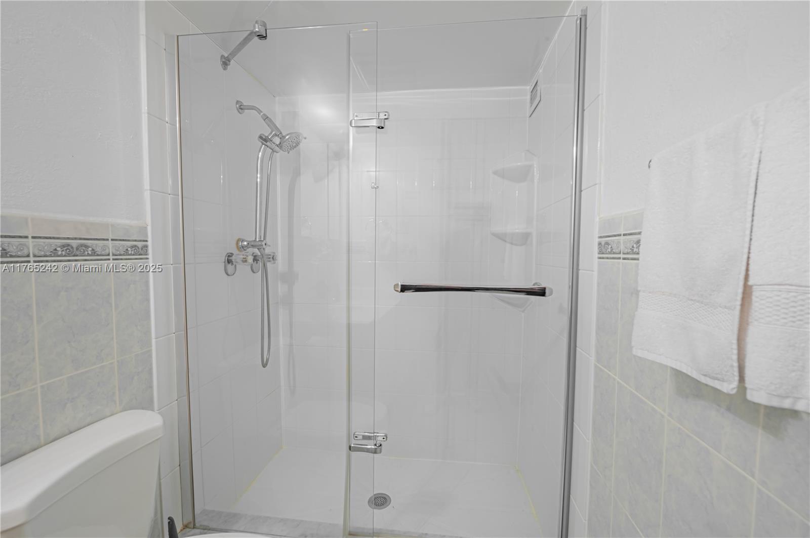 PARKER PLAZA CONDO ESTATE - Residential