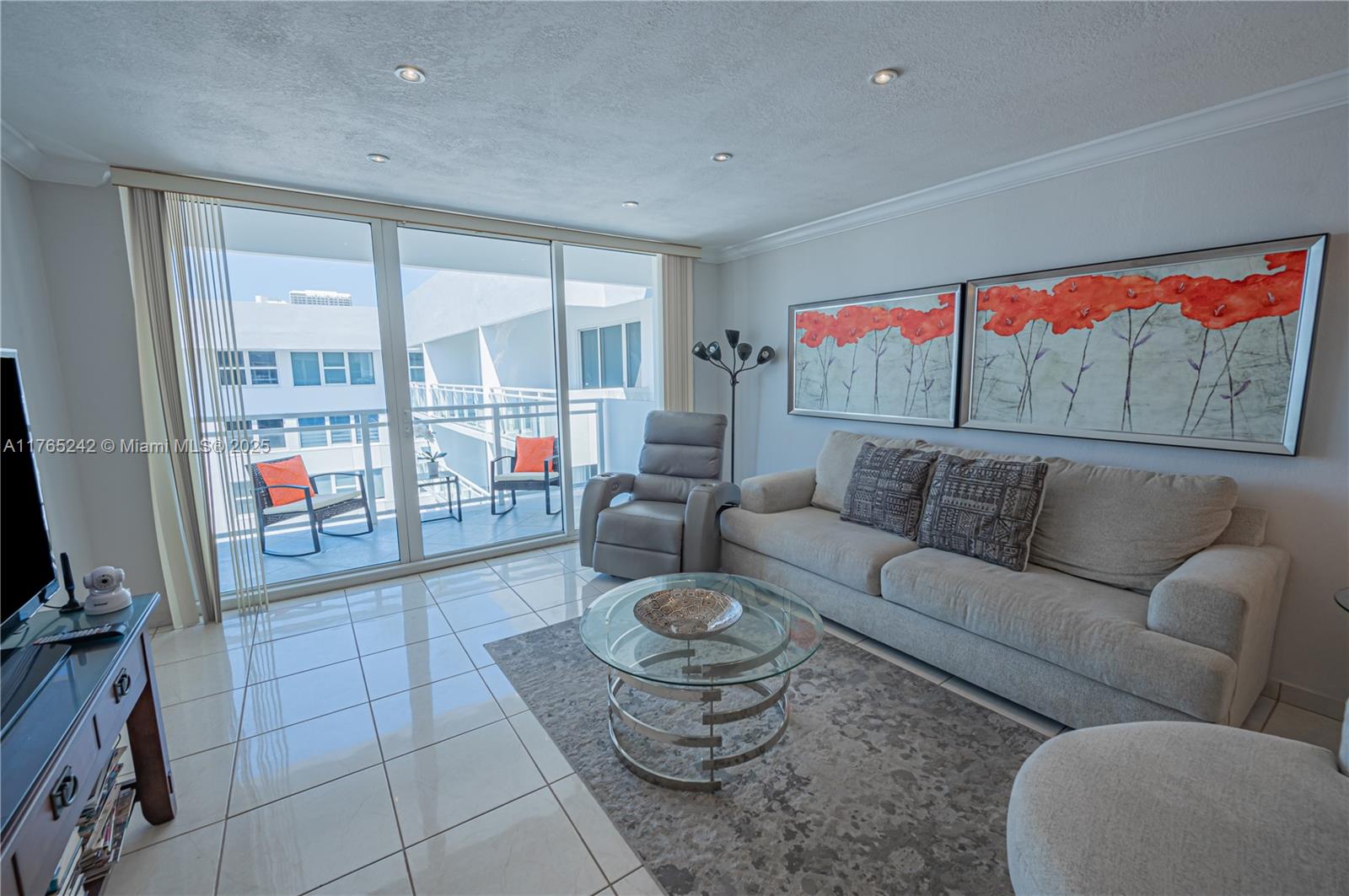 PARKER PLAZA CONDO ESTATE - Residential