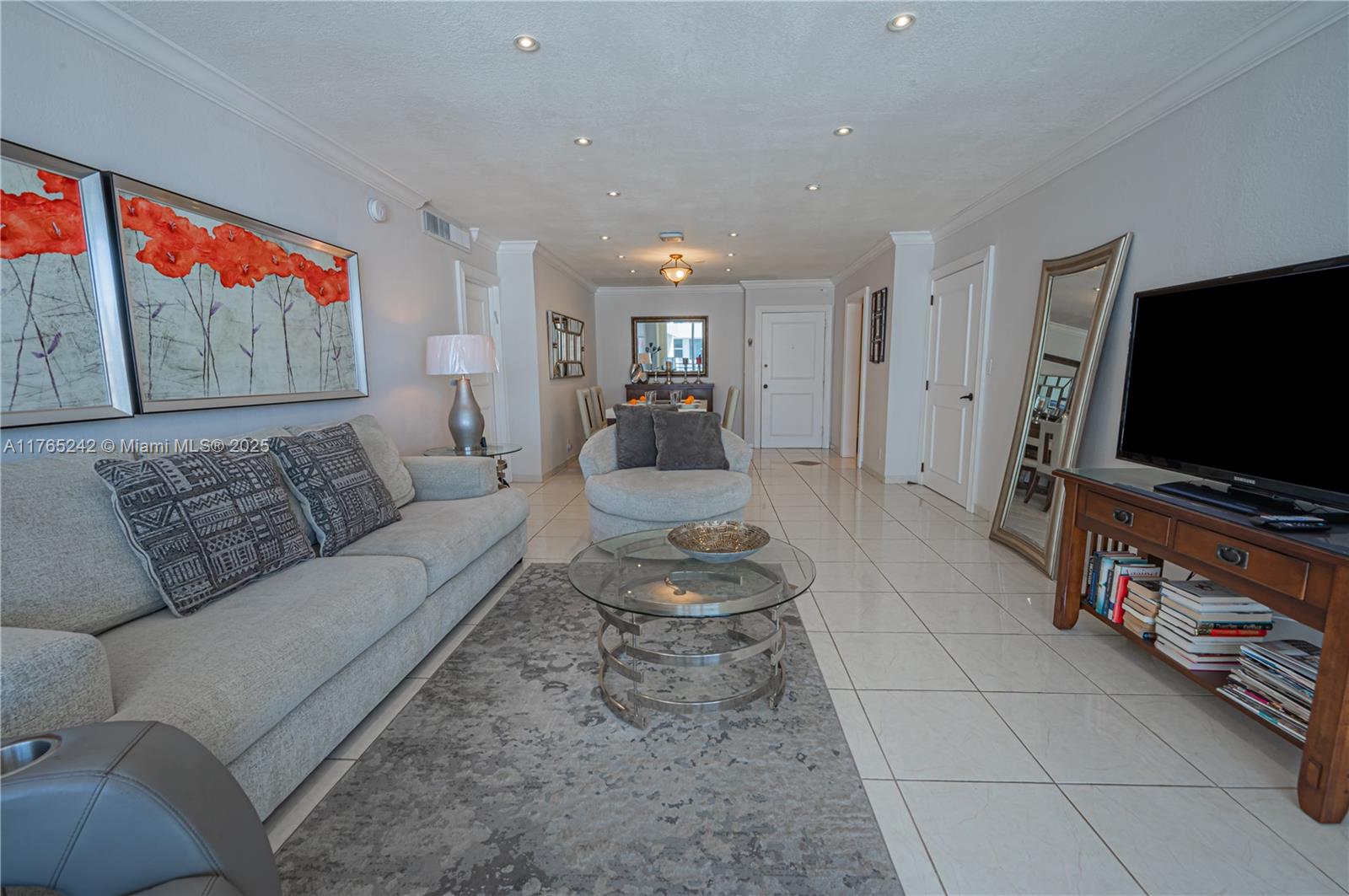 PARKER PLAZA CONDO ESTATE - Residential