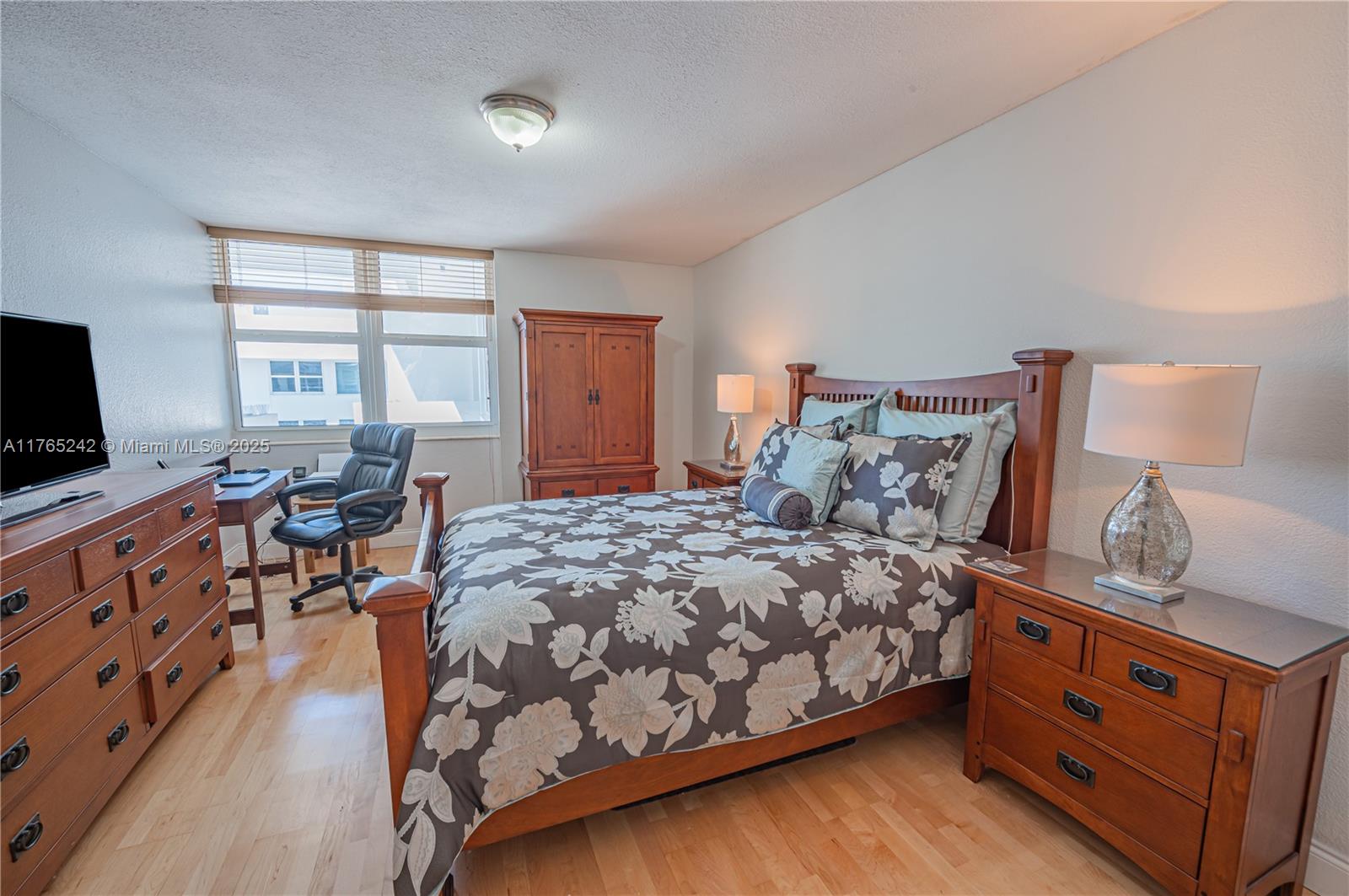 PARKER PLAZA CONDO ESTATE - Residential
