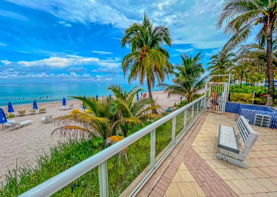 PARKER PLAZA CONDO ESTATE - Residential