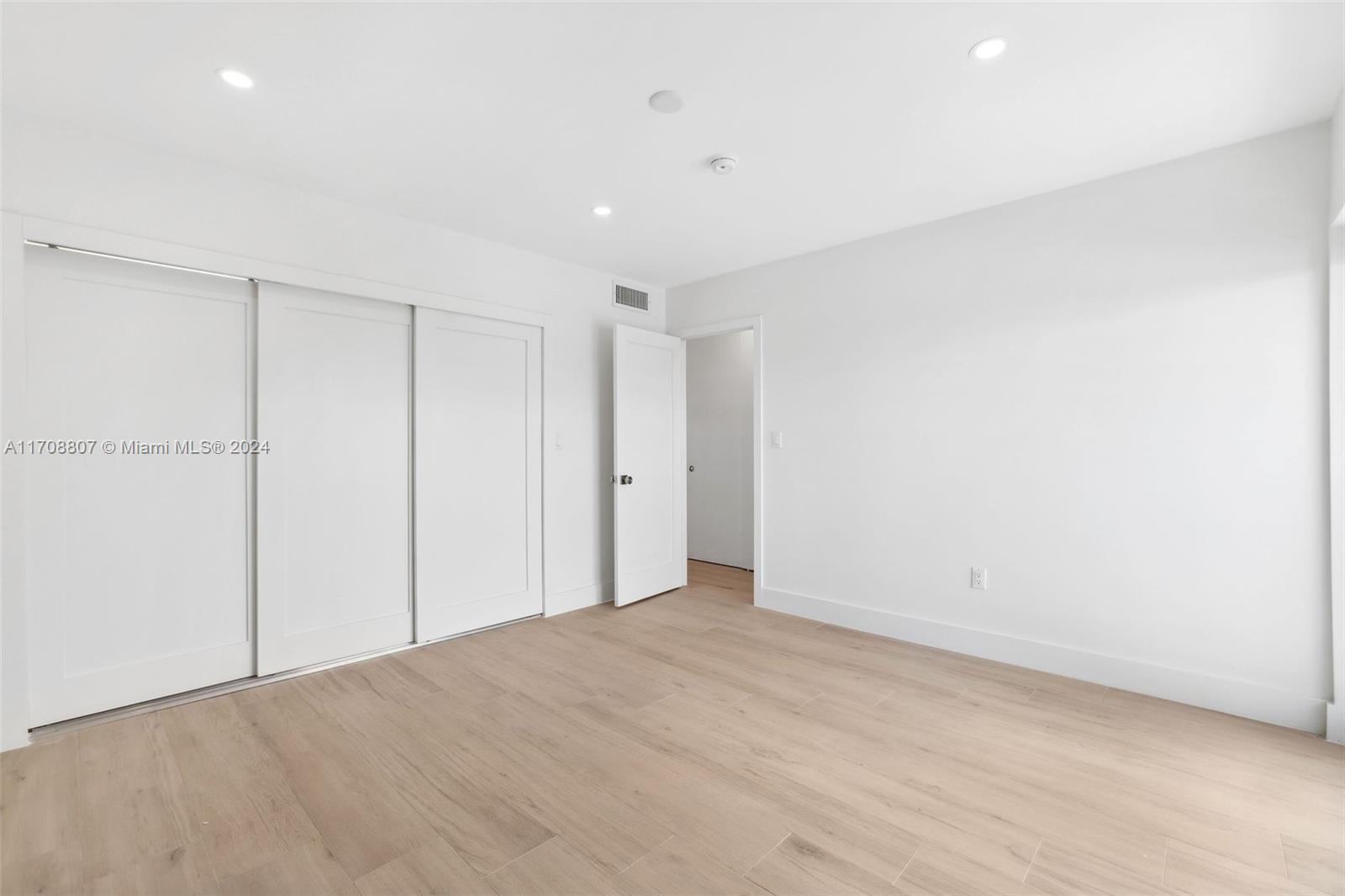 363 WASHINGTON AVE CONDO - Residential
