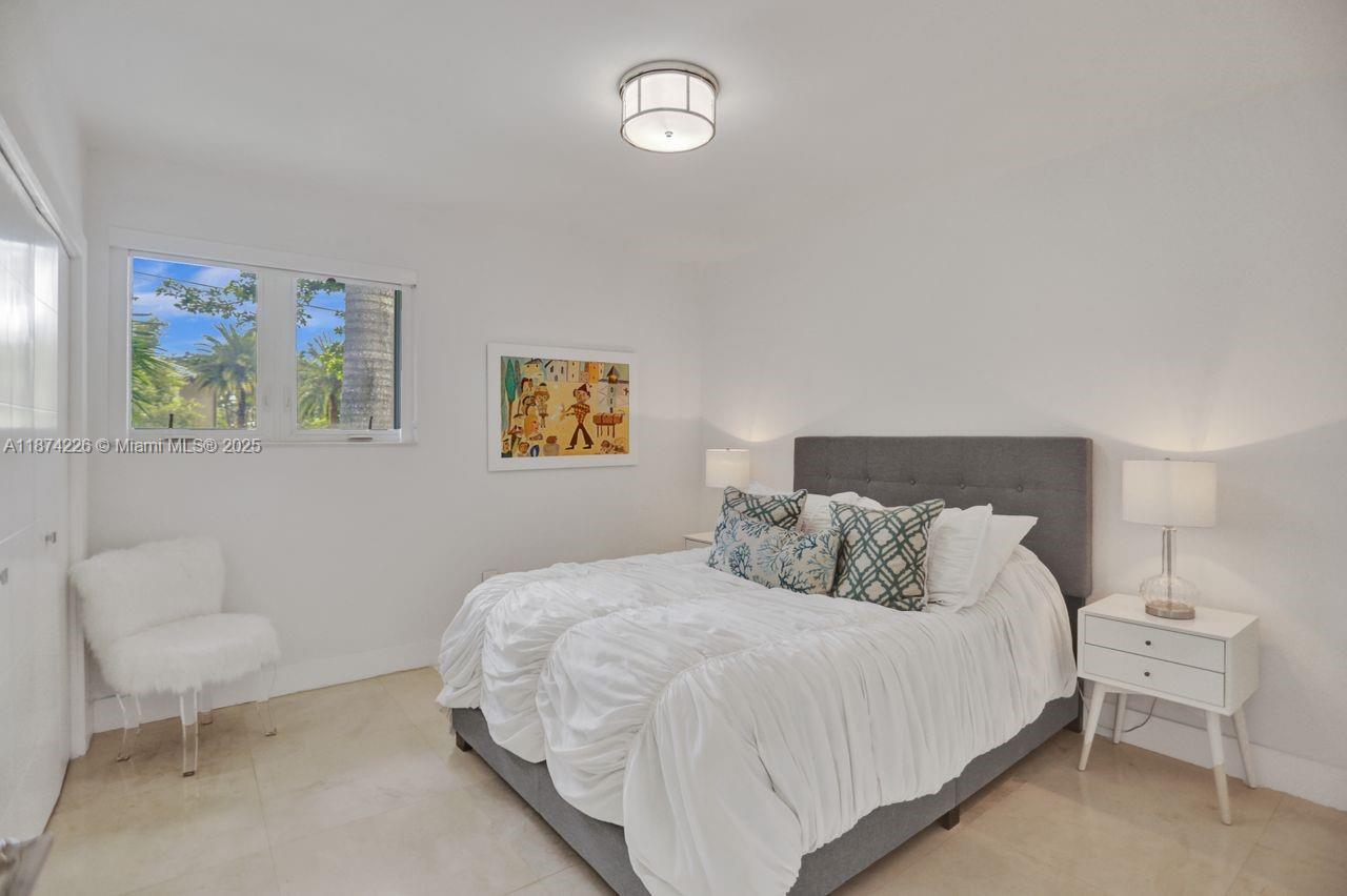 CORAL BAY SEC A AMD PL - Residential Lease