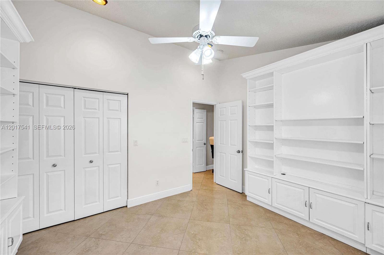 Cutler Country Groves - Residential
