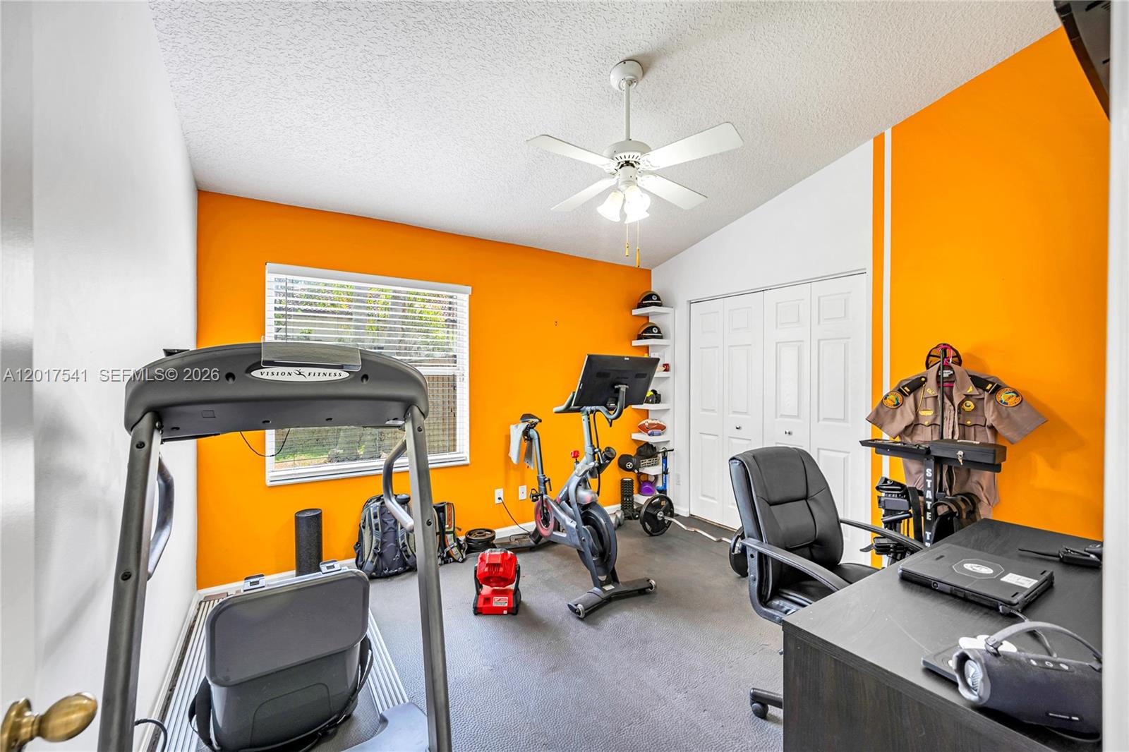 Cutler Country Groves - Residential