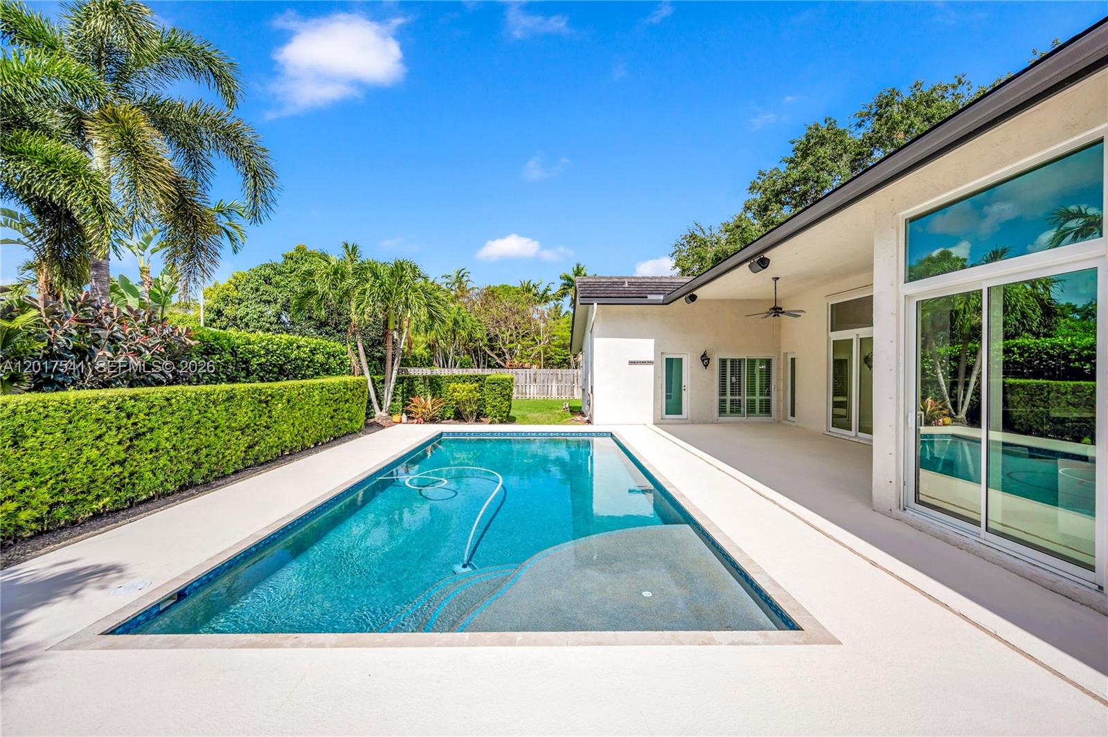 Cutler Country Groves - Residential