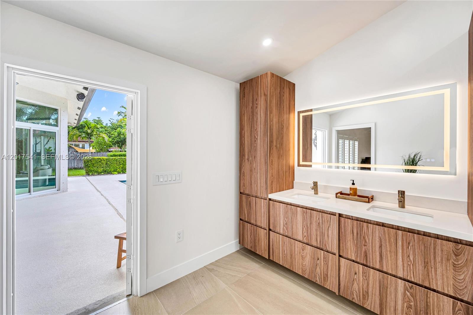 Cutler Country Groves - Residential