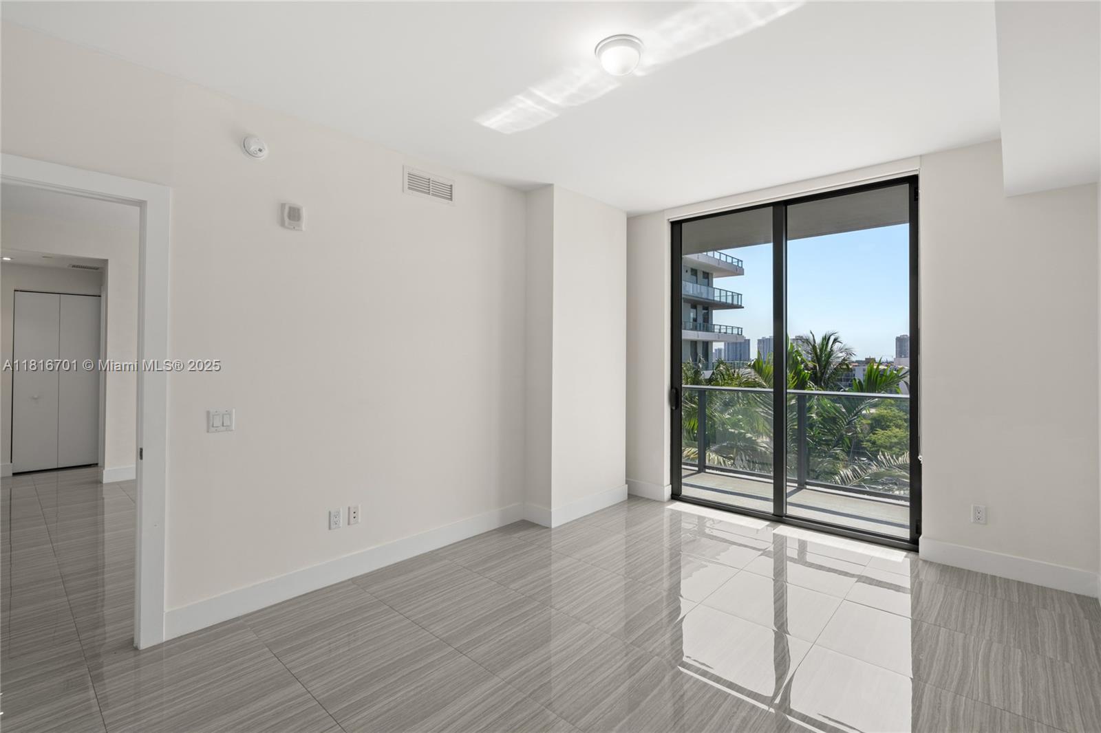 AVENTURA PARKSQUARE - Residential Lease