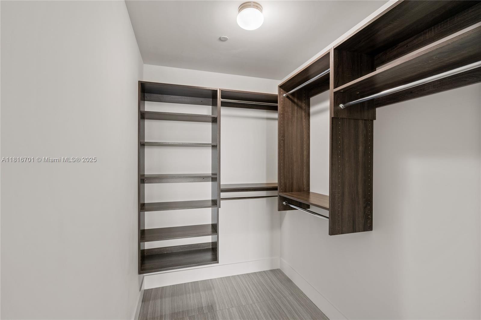 AVENTURA PARKSQUARE - Residential Lease