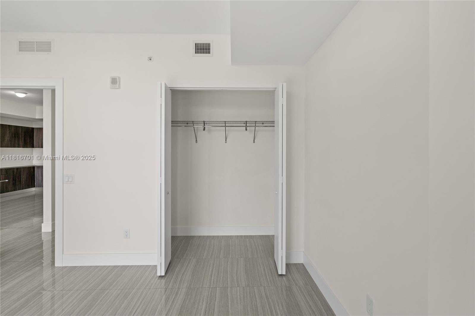 AVENTURA PARKSQUARE - Residential Lease
