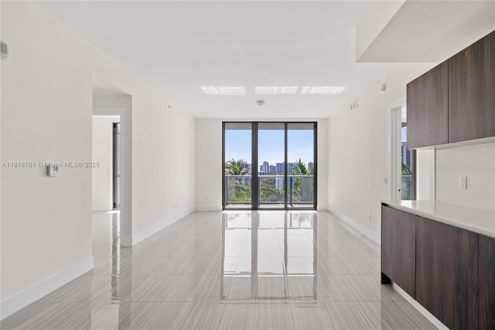 AVENTURA PARKSQUARE - Residential Lease
