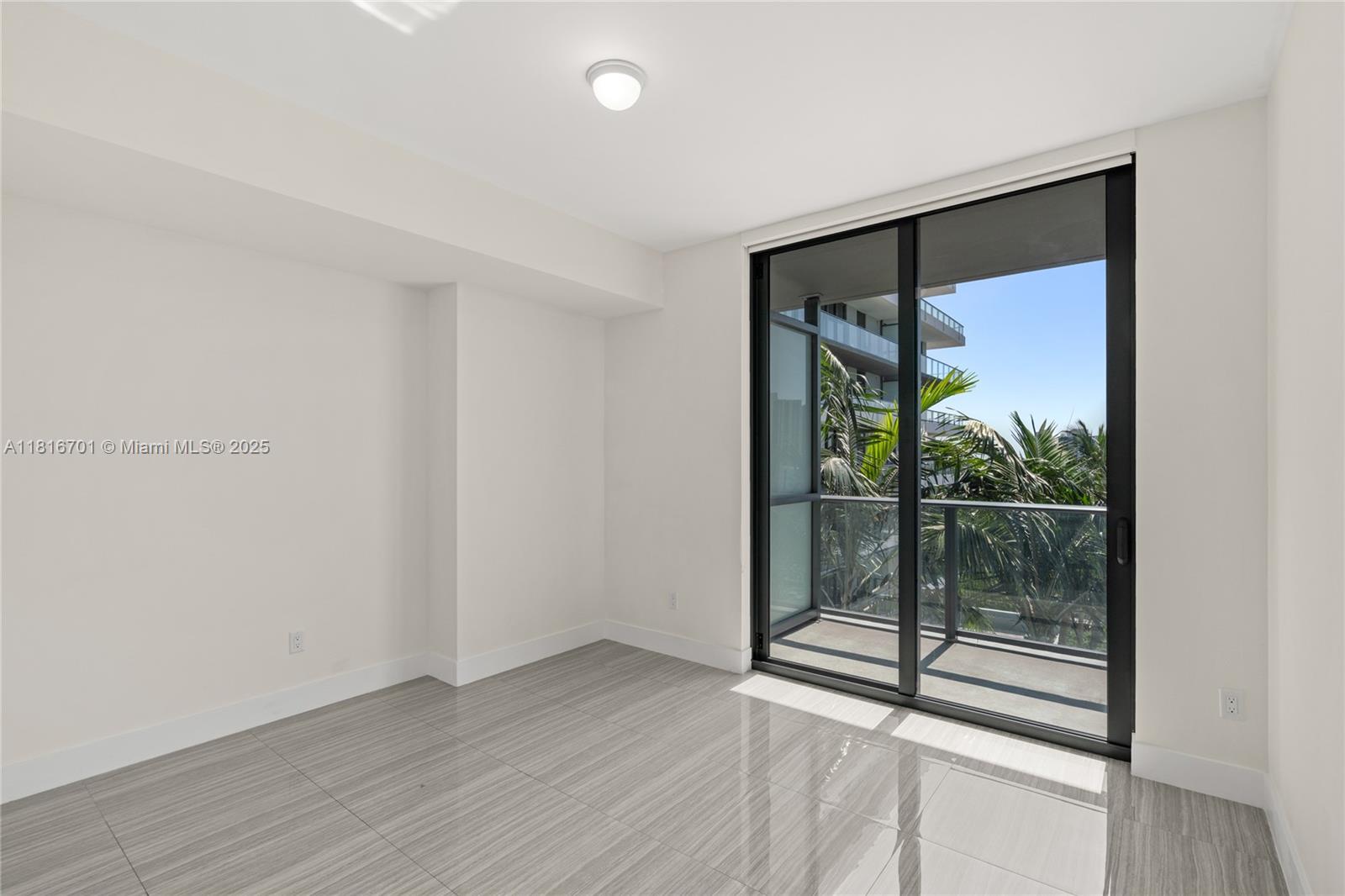 AVENTURA PARKSQUARE - Residential Lease