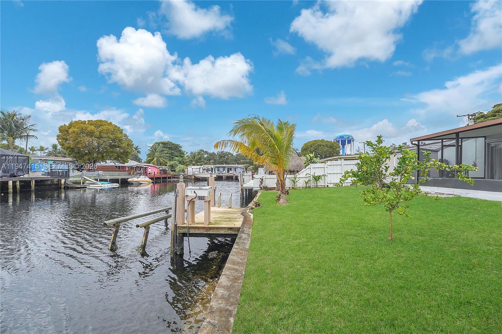 LOOK HOMESITES NO 2 - Residential