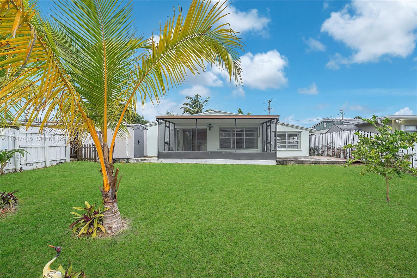 LOOK HOMESITES NO 2 - Residential