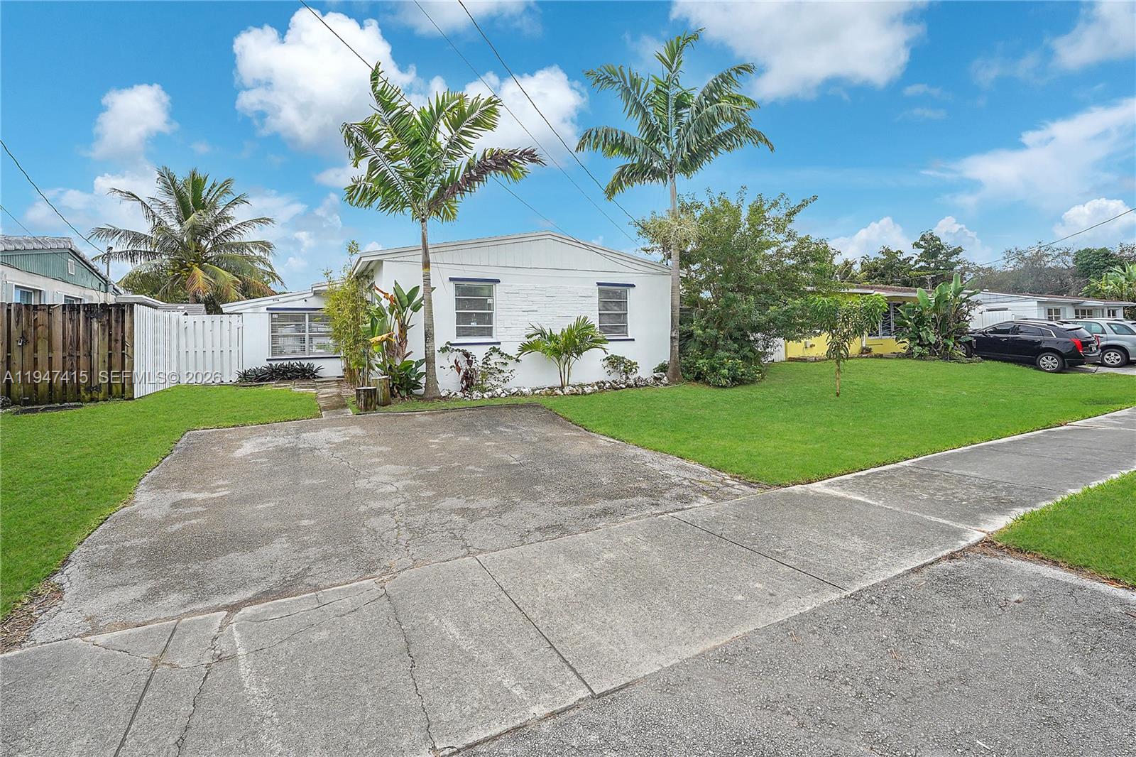 LOOK HOMESITES NO 2 - Residential