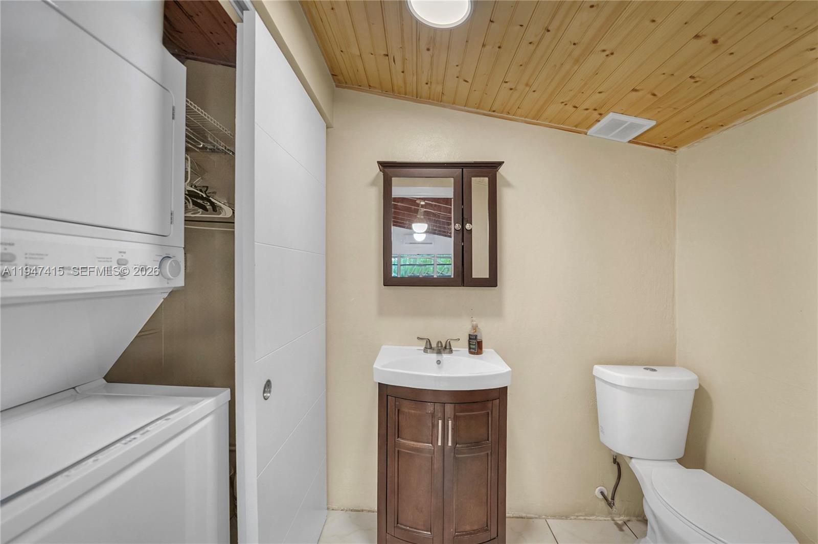 LOOK HOMESITES NO 2 - Residential