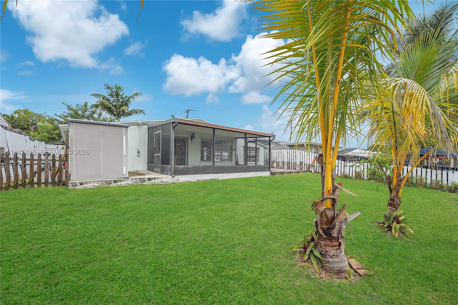 LOOK HOMESITES NO 2 - Residential