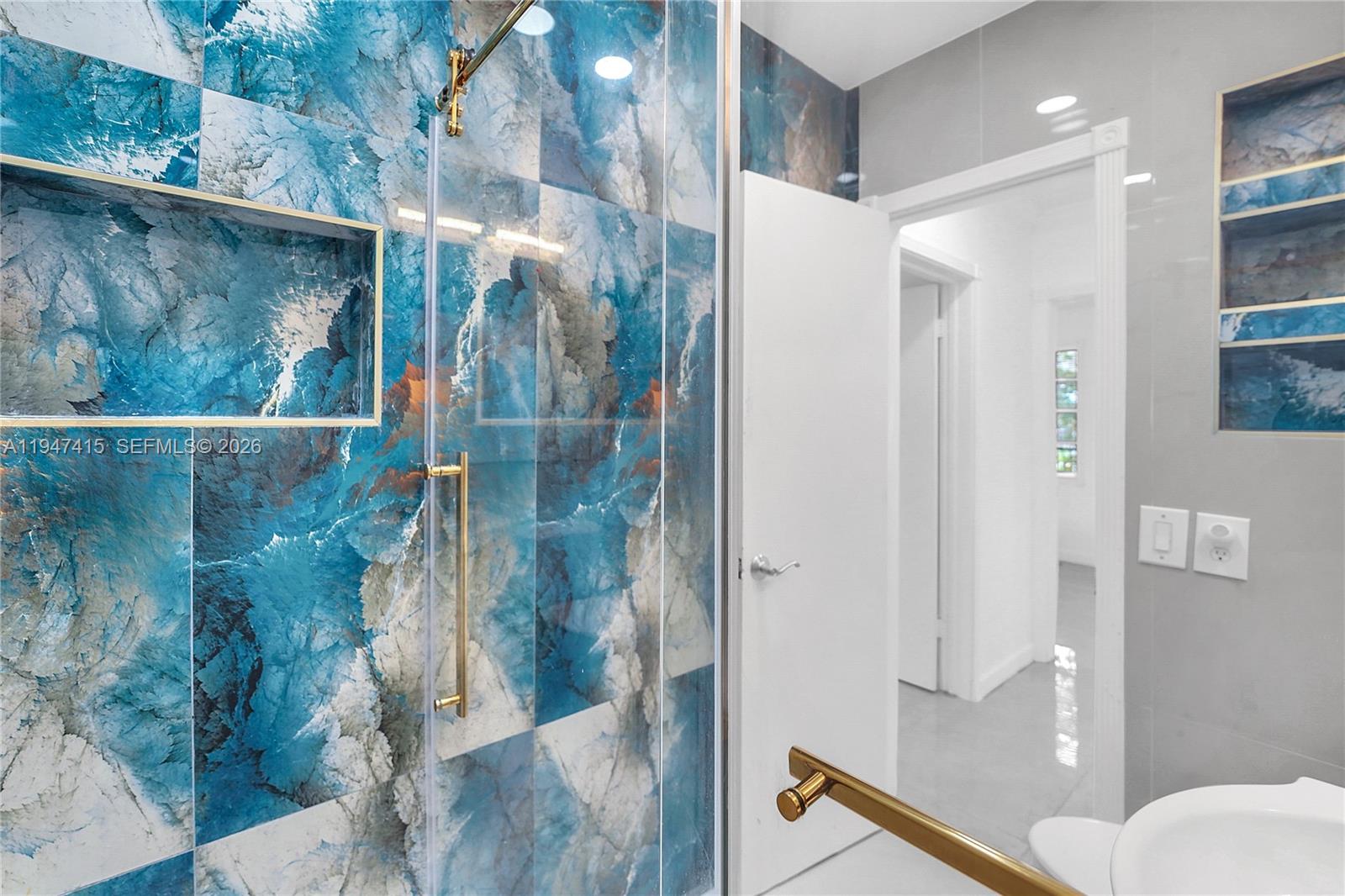 LOOK HOMESITES NO 2 - Residential