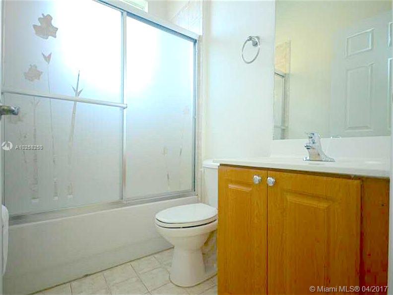 SANTORINI ISLES - Residential Lease