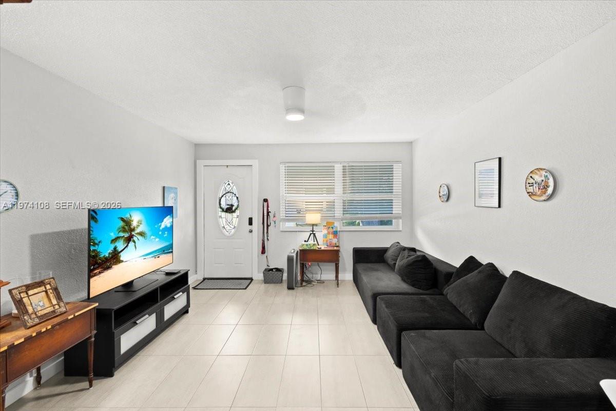 CROISSANT PARK RIVER SEC - Residential Income