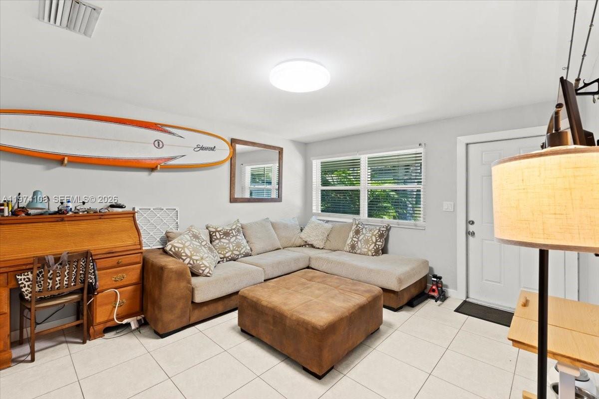 CROISSANT PARK RIVER SEC - Residential Income