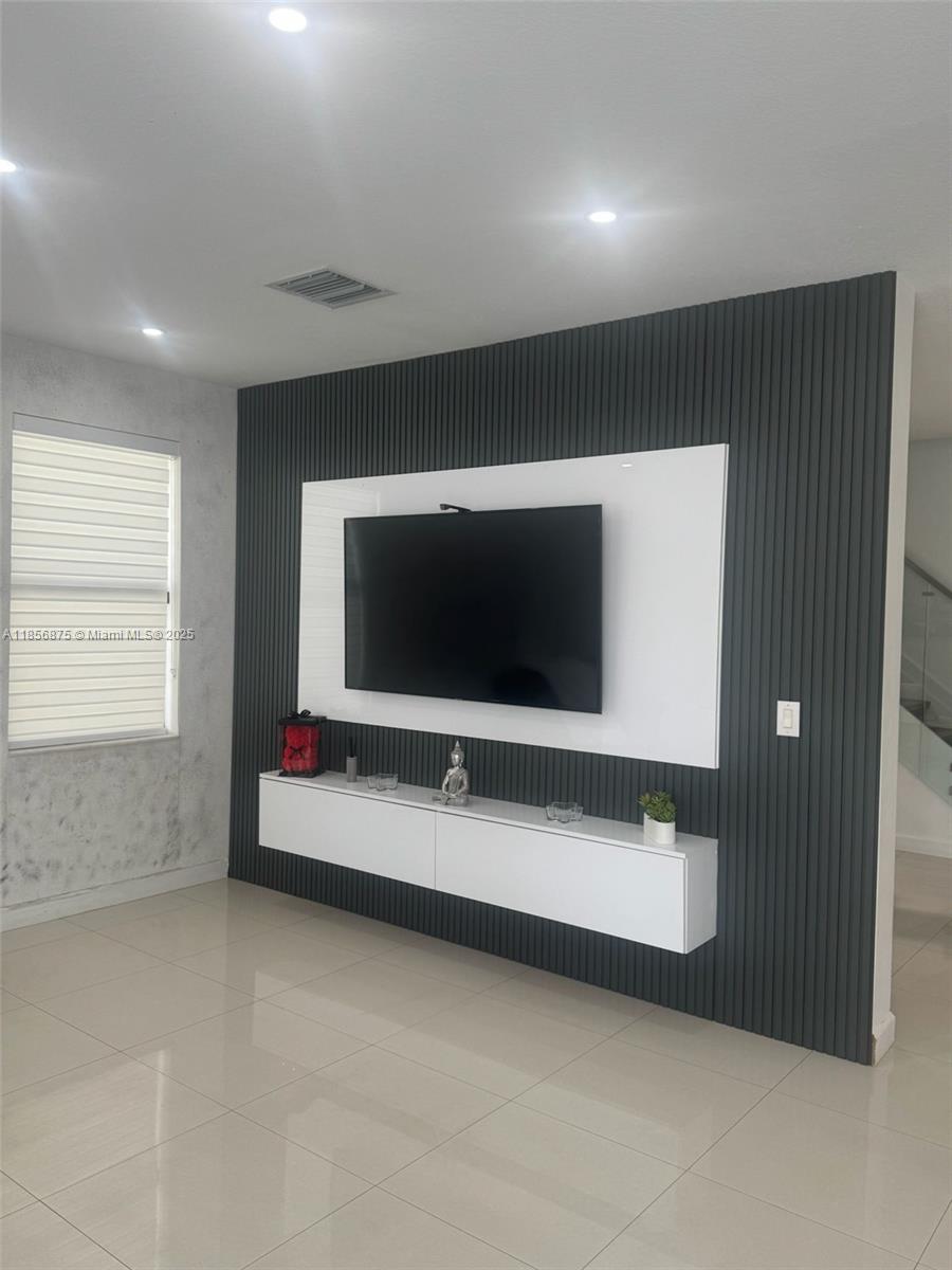 BELLAGIO - Residential Lease